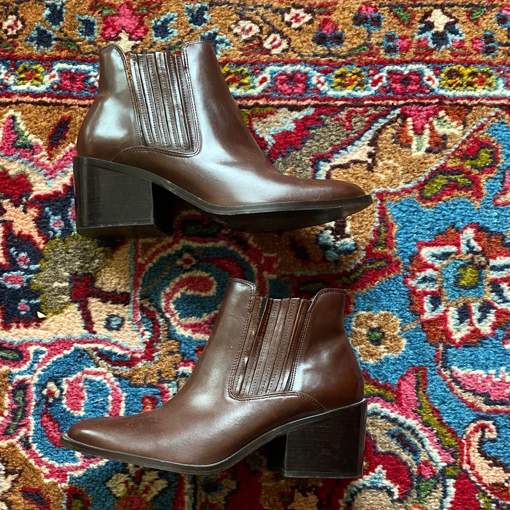 Zodiac Brown Leather Chelsea Boots sz 7.5